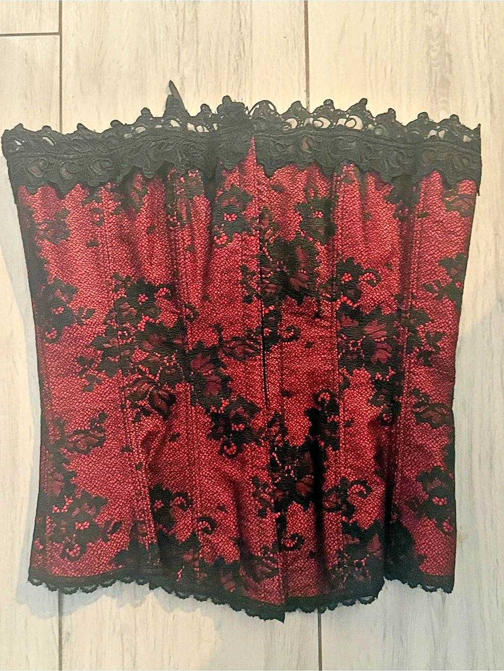 Fredricks of Hollywood Red Black lace corset fetish sexy garter straps
Size 34